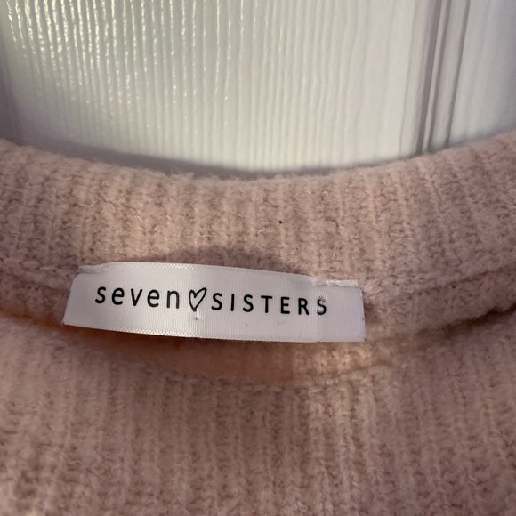 Pink off the shoulders sweater - Picture 3 of 3